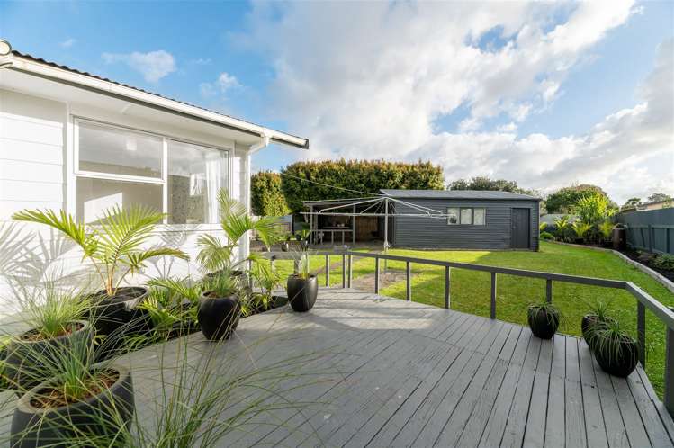 35a Beach Road Te Atatu Peninsula_19