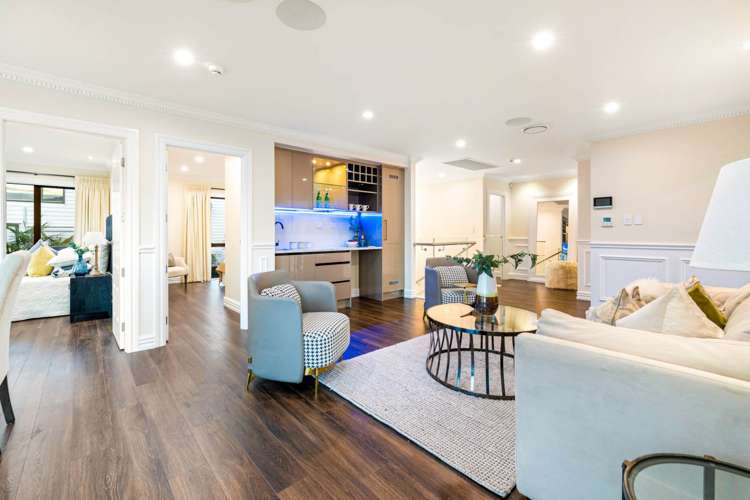 49 Matahae Drive Flat Bush_6