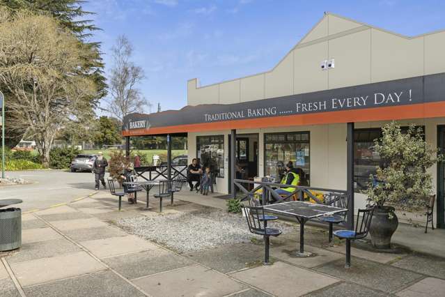 Iconic stop over on New Zealand's State Highway