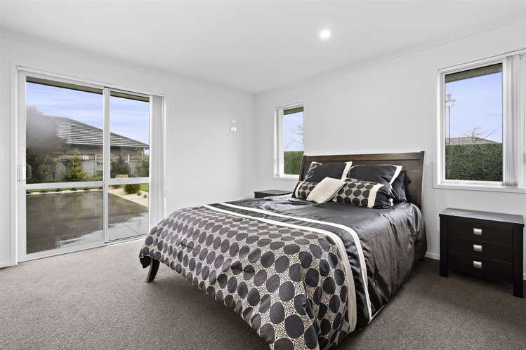 49 West Thompson Street Leamington_16