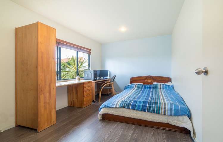 23/14 Ambrico Place New Lynn_8