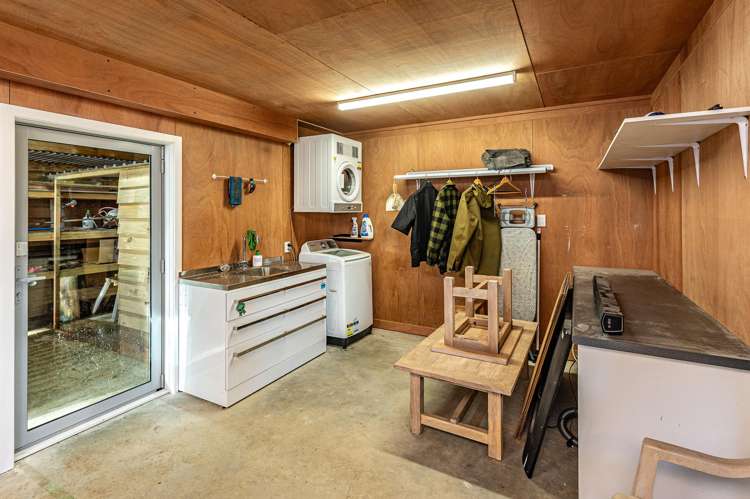 12a Montgomery Road Otamatea_21