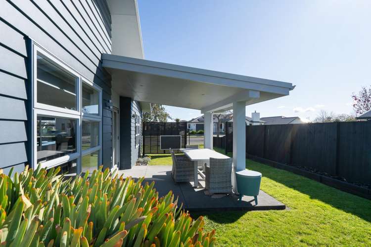 18 Tulip Drive Cambridge_15