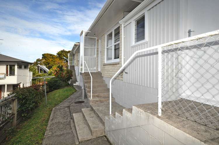 2/59 Francis Street Hauraki_16