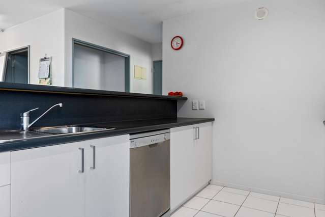 20/14 Brougham Street Addington_2