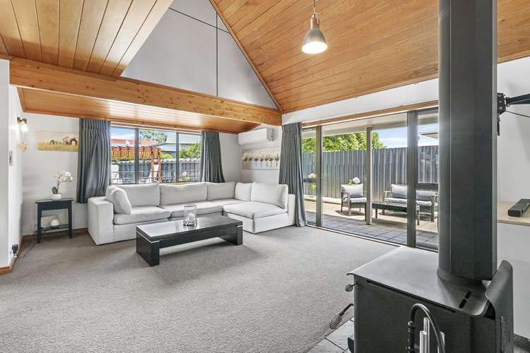 11 Stevenson Place Leamington_5