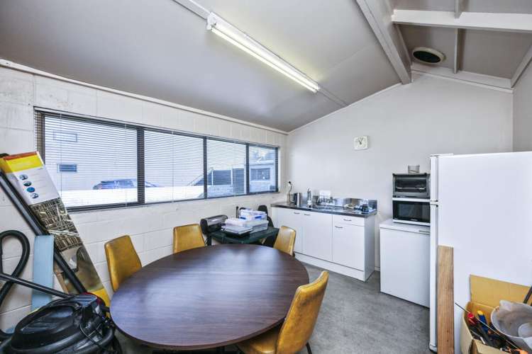 32 Clark Street New Lynn_7