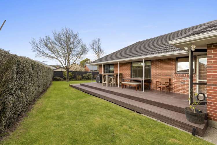 384 Yaldhurst Road Russley_13