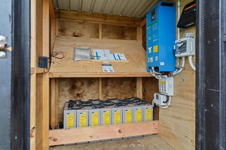 49 Honey Road Waiuku_16