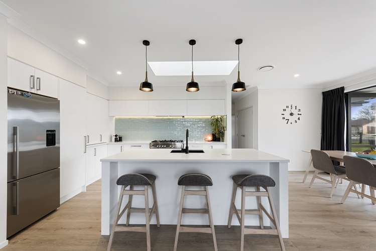 18 West Thompson Street Leamington_8