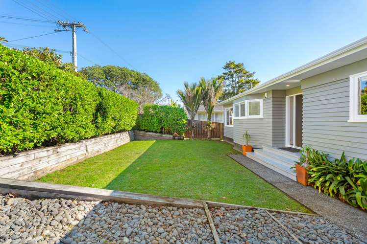 29 Kauri Glen Road Northcote_17