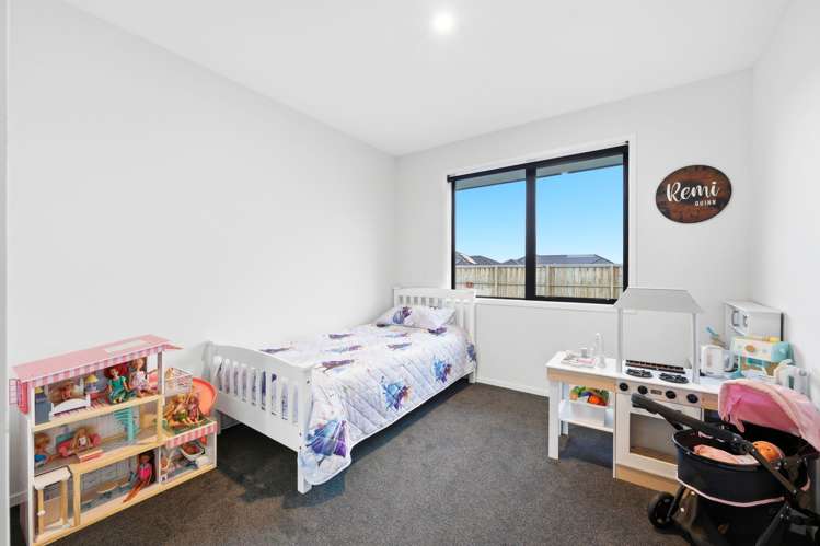 2 Earl Way Amberley_11
