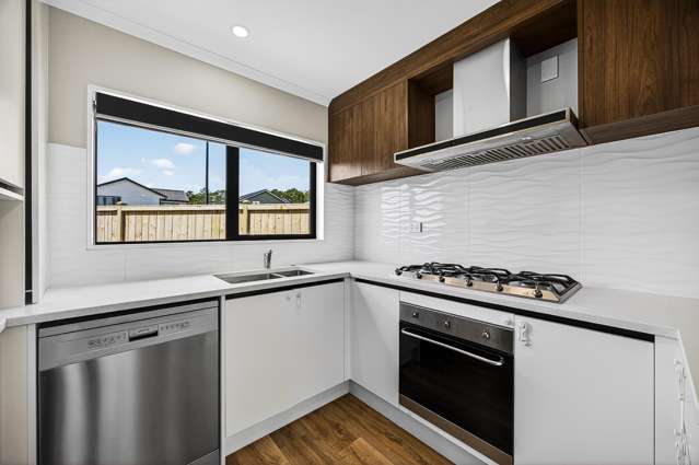 2 Lumbarda Drive Kumeu_2