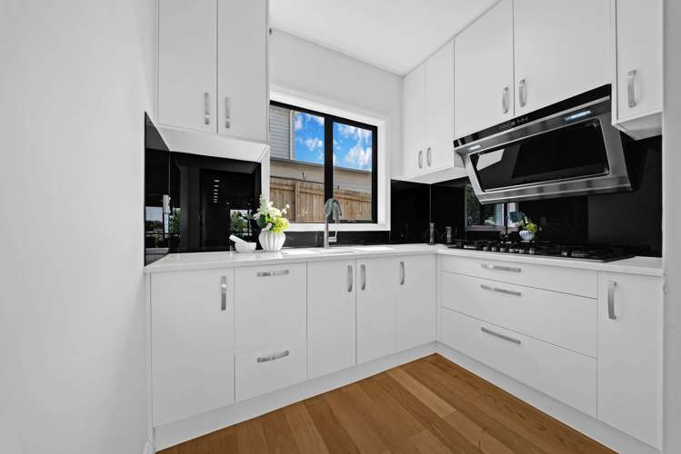 12 Sauvignon Avenue Ranui_8