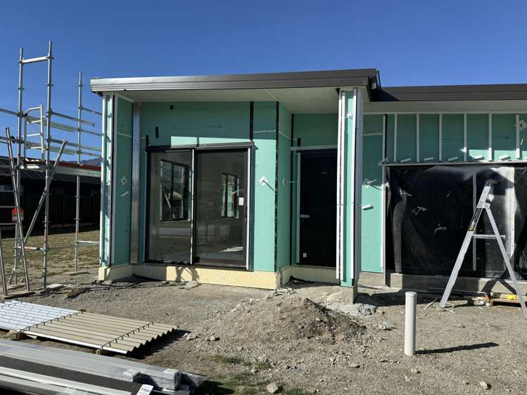 178 Burdon Loop Lake Hawea_6