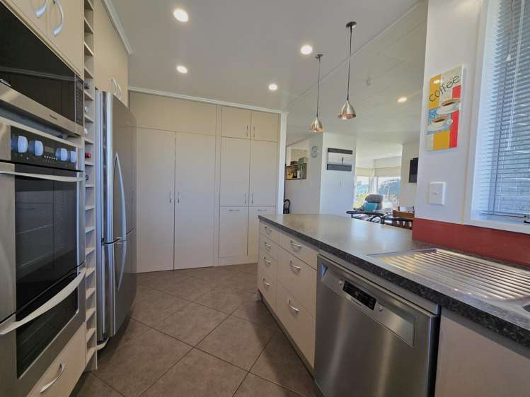 135 Hall Street Hokitika_6