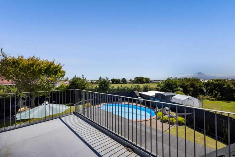 9 County Drive Hawera_29