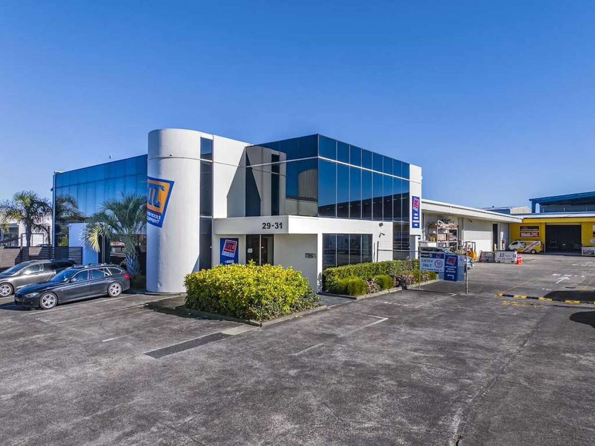 Warehouse + Office | 29 Andrew Baxter Drive Mangere_0
