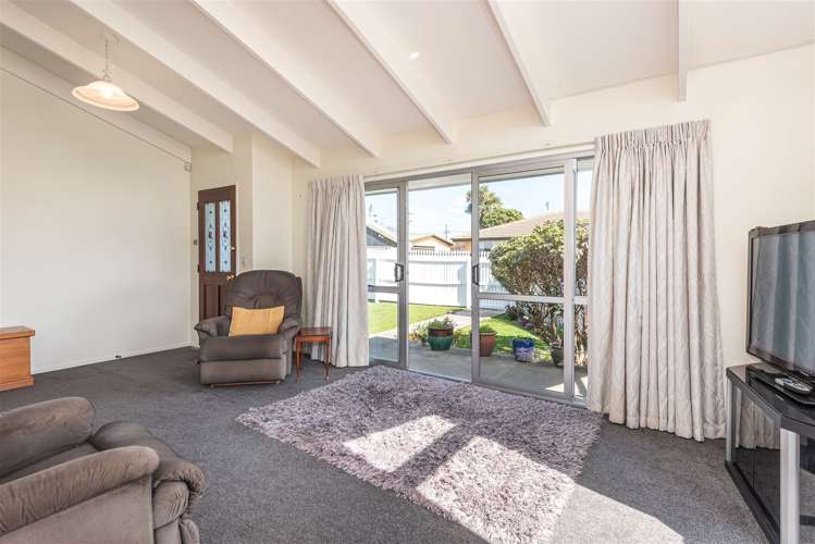 87 Dunbarton Street Redwood_4