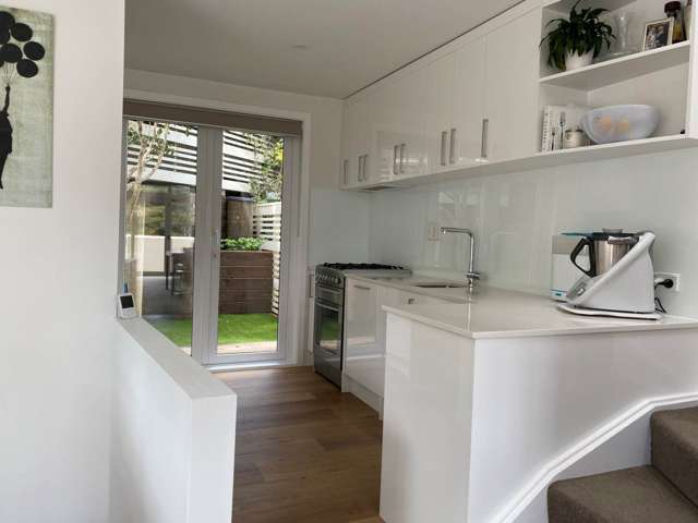 39/27 Birdwood Crescent Parnell_3