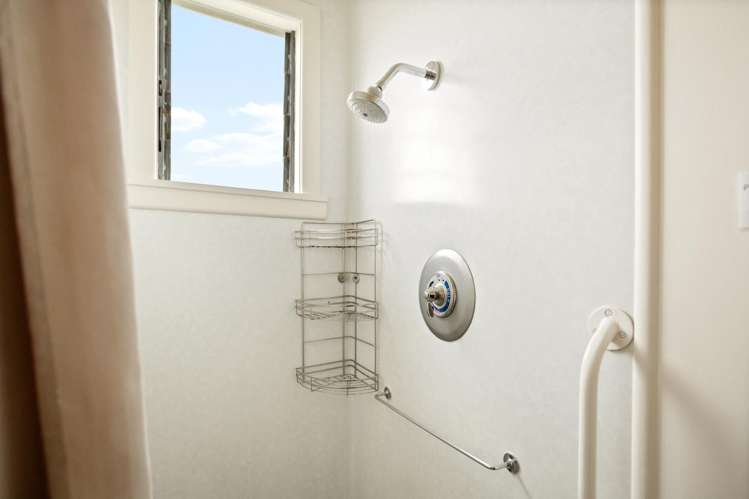 215 Cook Drive Whitianga_9