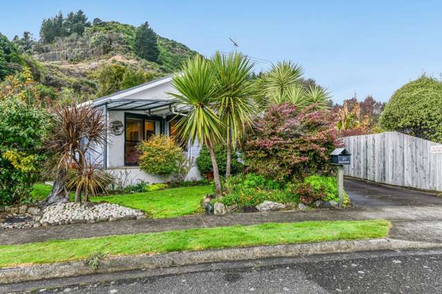 Two bedroom home in Bishopdale