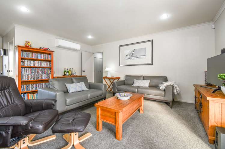 38 Riverholm Drive Mangakakahi_8