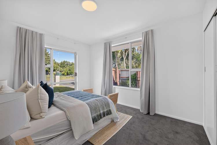 40 Oakley Crescent Hornby_14