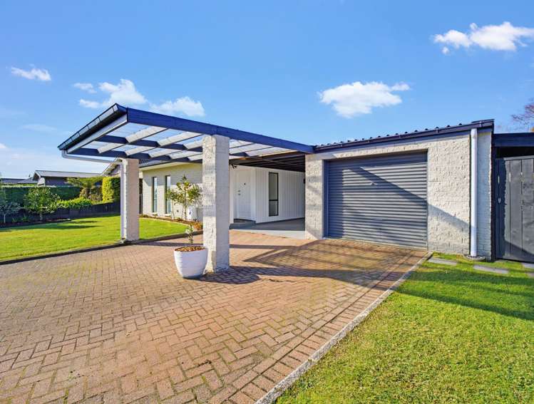 15 Carter Drive Pomare_24