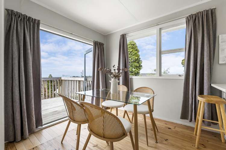 897 East Coast Road Northcross_14