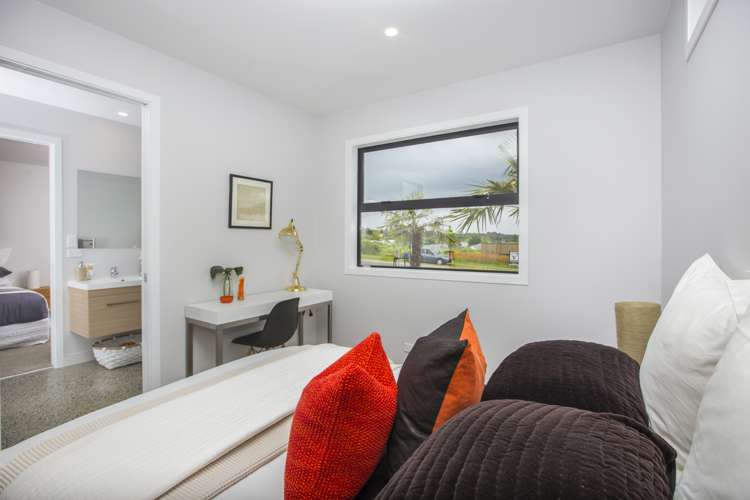 18 Laly Haddon Place Matakana_7