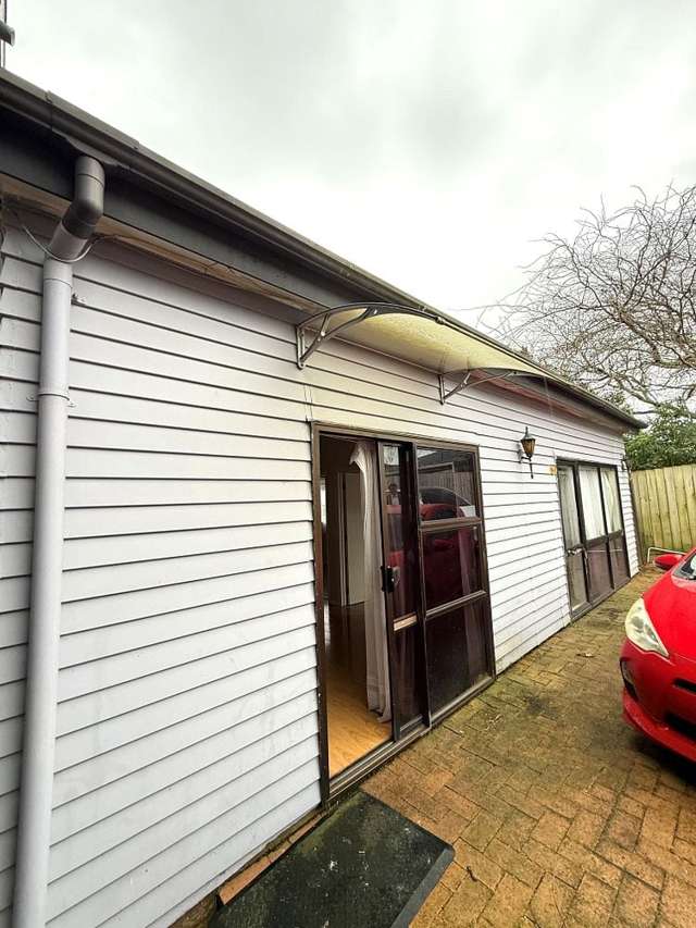 2 BDR House For Rent