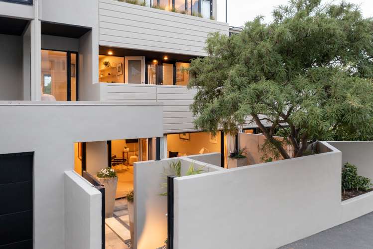 3/32 Hobson Street Thorndon_13