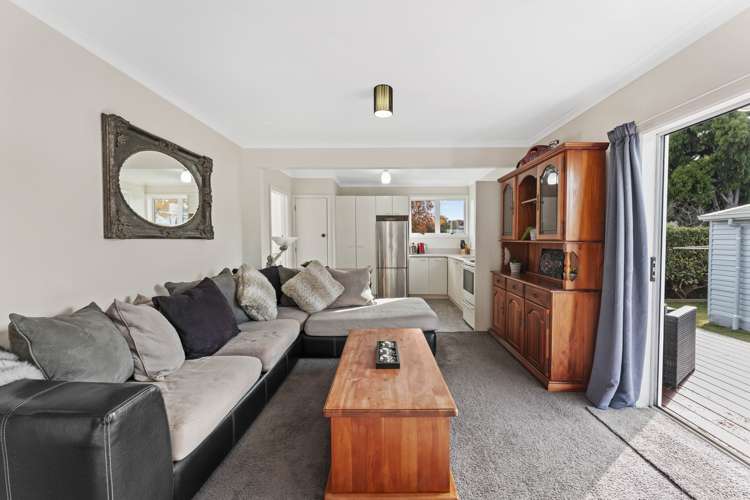 2/118 Gillies Avenue Taupo_2