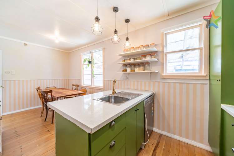 77 Wilkie Crescent Naenae_6