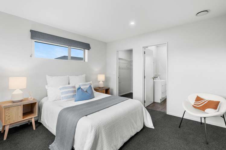 7 Petunia Drive Wigram_8