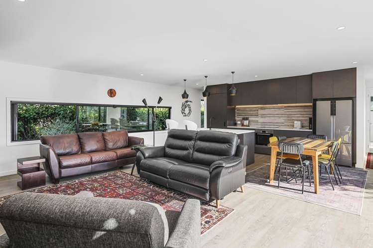 2 Burgundy Drive Martinborough_11