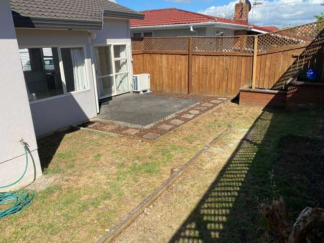 2/9 Clinker Street Three Kings_4