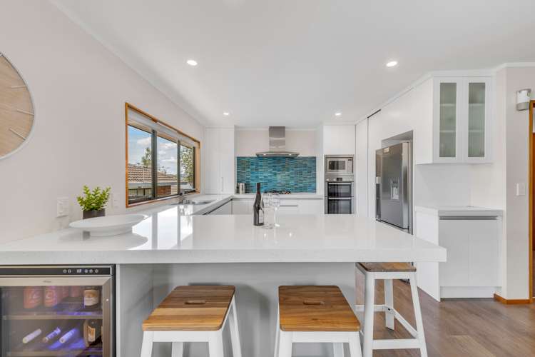 54 Channing Crescent Botany Downs_34