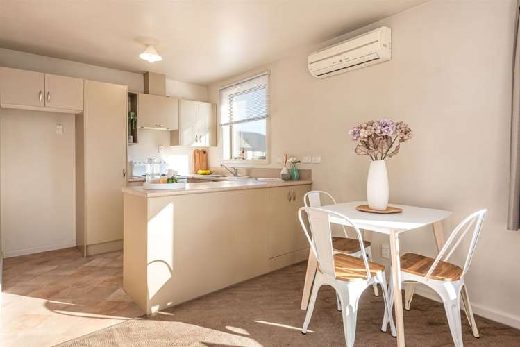 2/373 Main North Road Redwood_5