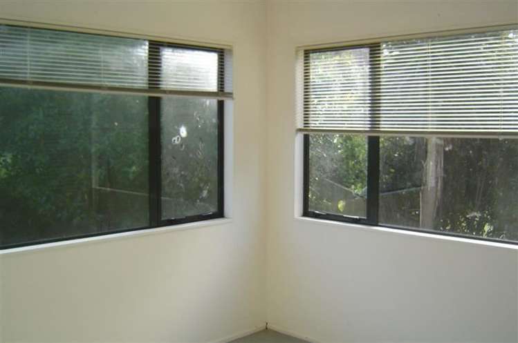 2/27 Commodore Parry Road Castor Bay_6