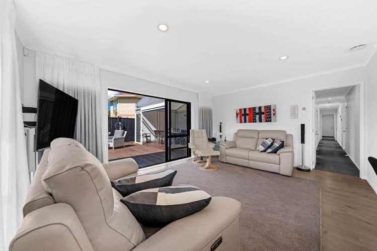1 Samuel Cross Place Greenhithe_4