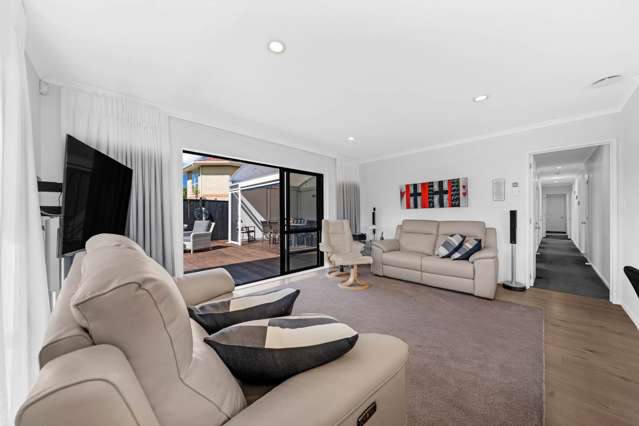1 Samuel Cross Place Greenhithe_4