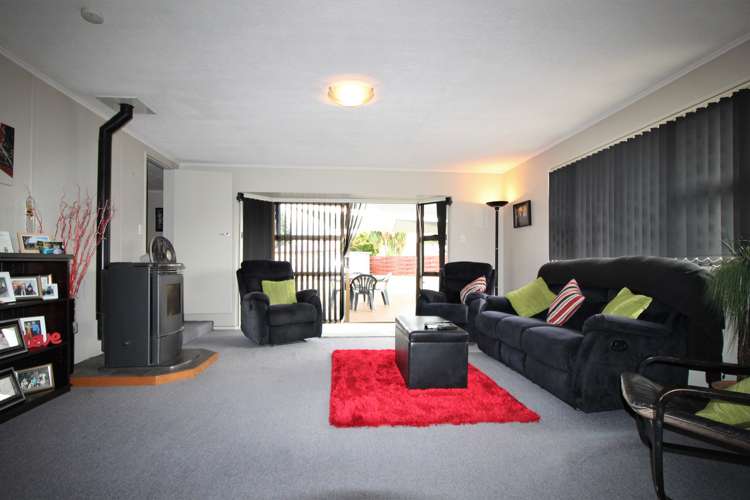 8 Winston Place Alexandra_5