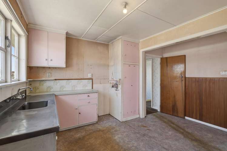 89 Cracroft Street Waitara_5