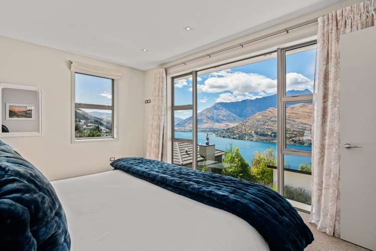 23 Olivers Place Queenstown_12