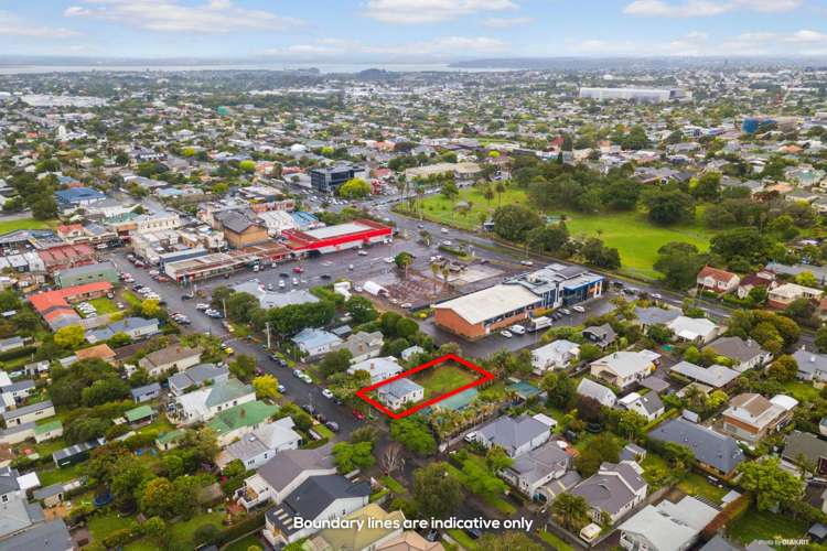 22 Rocklands Avenue Mount Eden_9