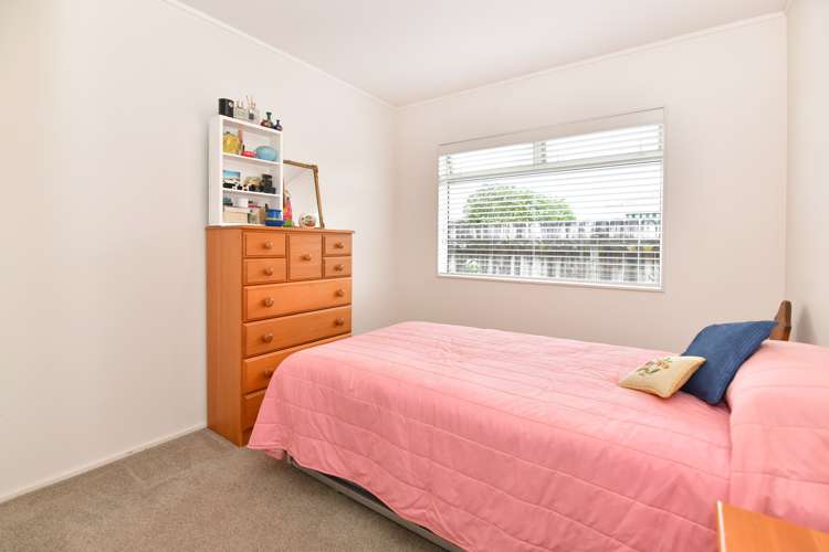 8 Chalmers Close Orewa_12