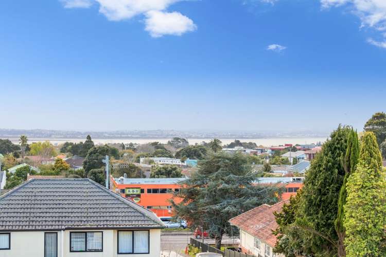 1020c New North Road Mount Albert_11