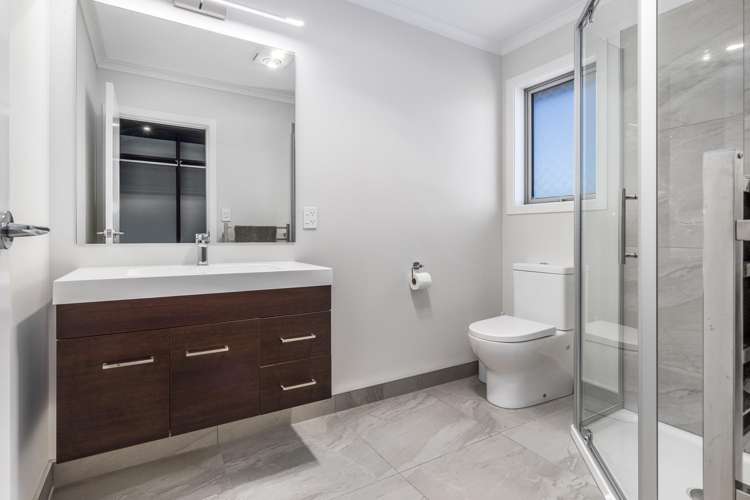 14 Pateke Drive Kenepuru_9